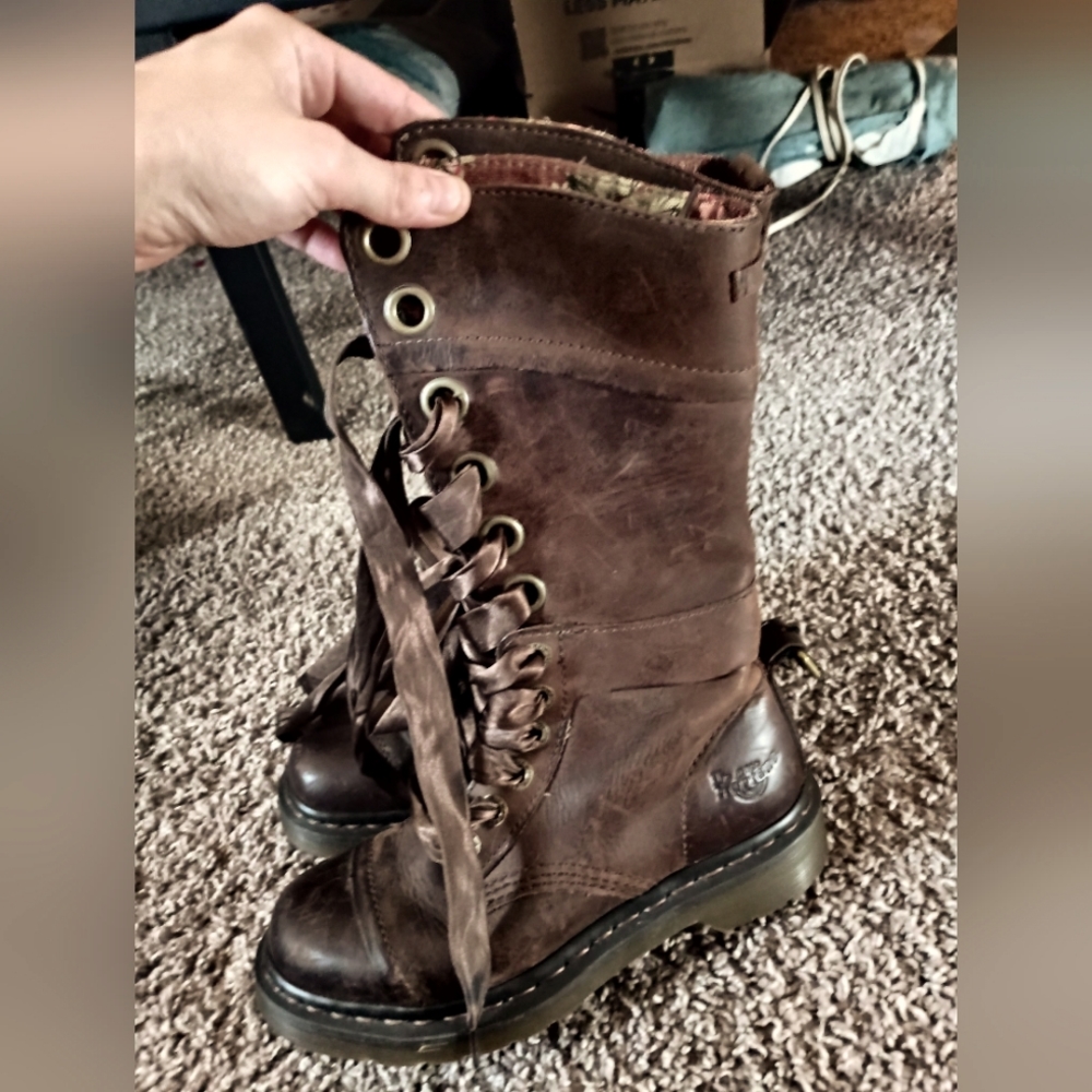 Brown high top Ribbon laced Dr. Martens